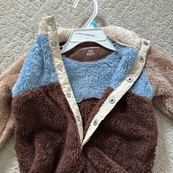 Lucky Brand Fuzzy Onesie - Picture 7 of 8